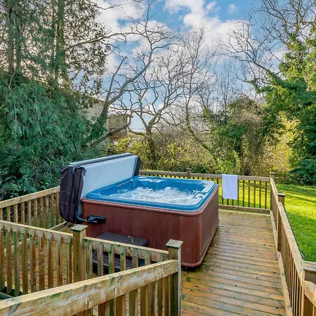 Hébergement de vacances 3 Bed In 90427