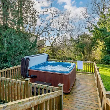 3 Bed In Oc-90427 Holiday home *