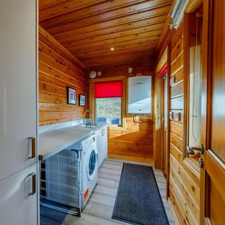 3 Bed In Oc-90427 *